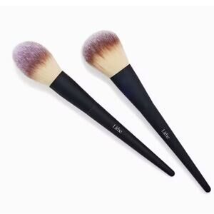NEW Lithe Beauty Essential Face Brush Set, Powder and Bronzer Brush, Set of 2